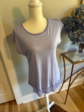 Dantelle sleeveless T-shirt in periwinkle blue size small